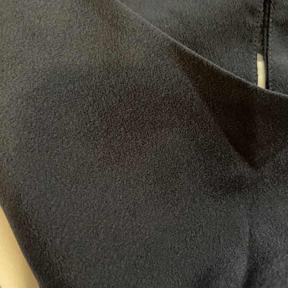 Loft. Size 0color navy and white - Picture 7 of 8